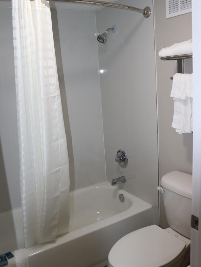 Crossroads Inn & Suites เวสต์เมมฟิส ภายนอก รูปภาพ